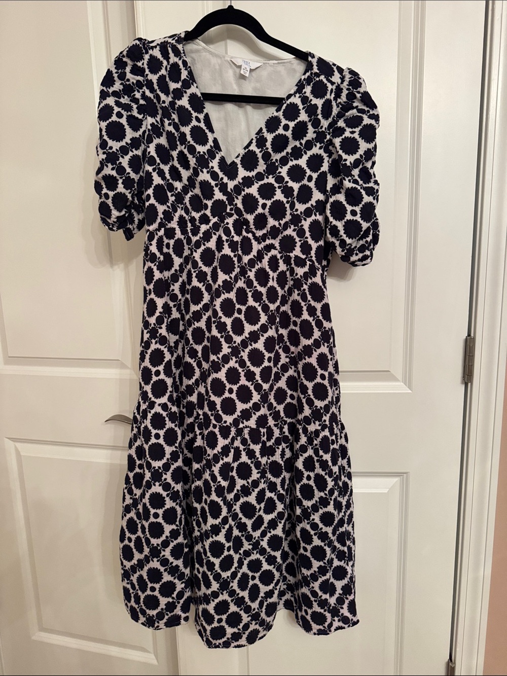 Time and Tru Navy and White V-Neck Midi Dress with Puff Sleeves